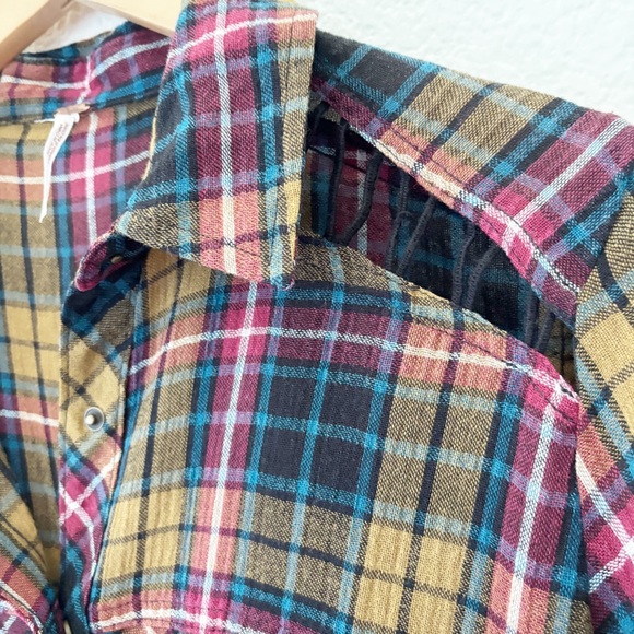 Free People shoulder‎ cut out plaid flannel button down top Size XS - Picture 3 of 6